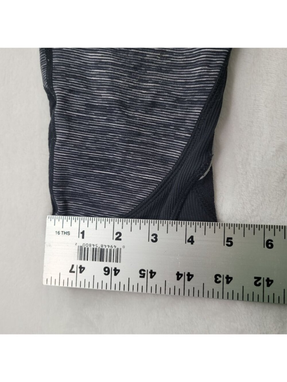 Lululemon Women's Black & Gray Cropped Leggings With Side Pockets Size 6 - Picture 10 of 10